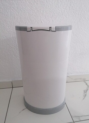 Diğer Beden beyaz Renk Korbell çöp kovası