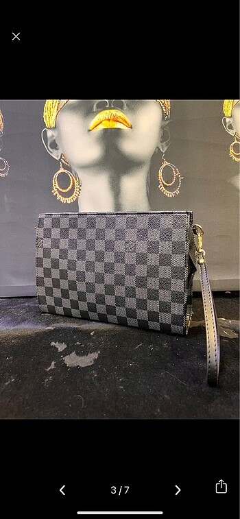 Beden Louis Clutch