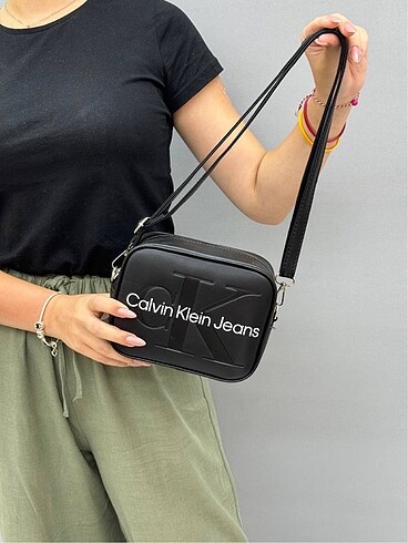 CALVIN KLEIN CK çapraz + toz torbası