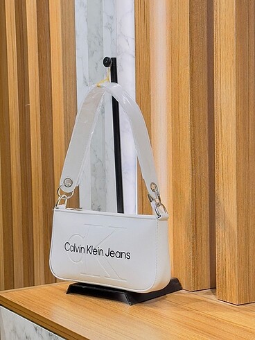 Beden CALVIN KLEIN CK
