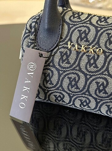 Vakko Vakko mini laci + toz torbası