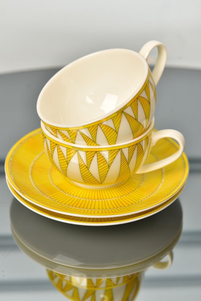 Sarı Desenli 2'li Fincan ve Tabak Seti - Görsel 4