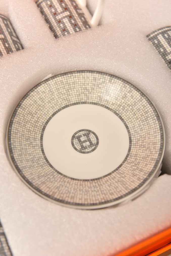 Hermes Paris 6 Parça Gri-Beyaz Kahve Fincanı Seti - Görsel 3