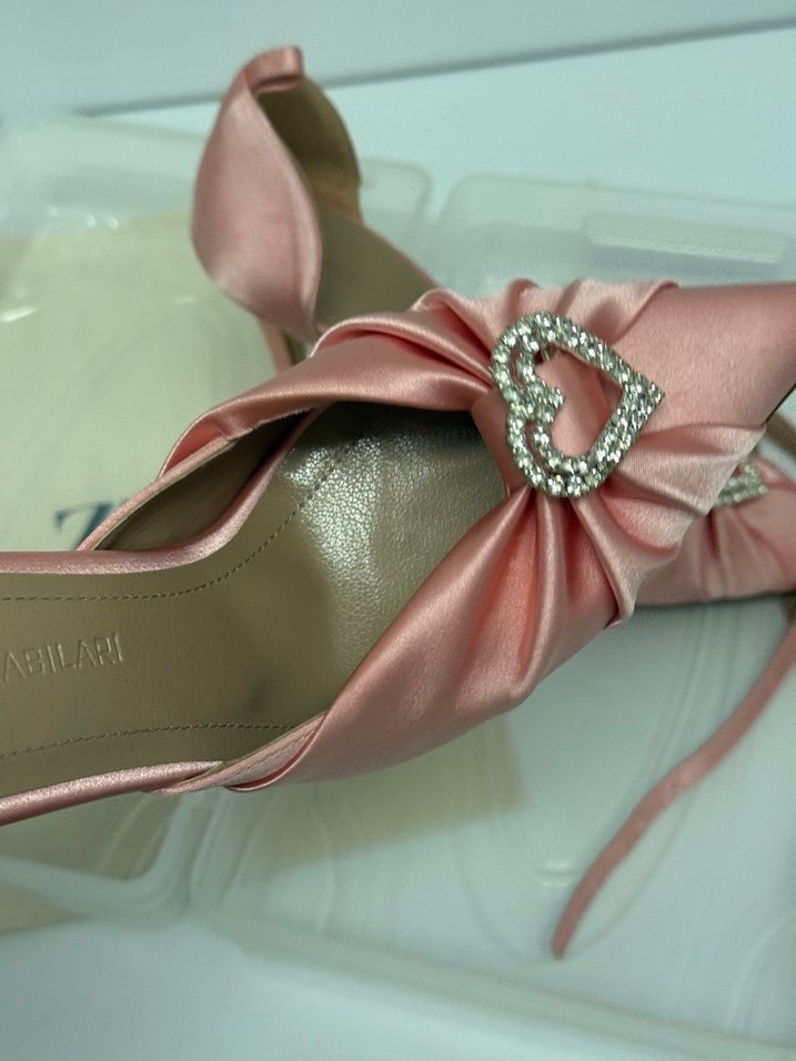 Pembe kalp Detaylı Topuklu Kadın Ayakkabı - Görsel 4