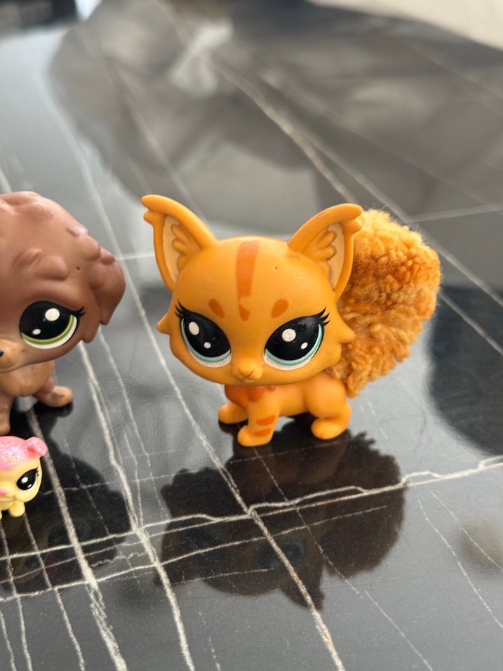 Kahverengi Mini Aksiyon Figürleri Seti minişler 4 lü - Görsel 4