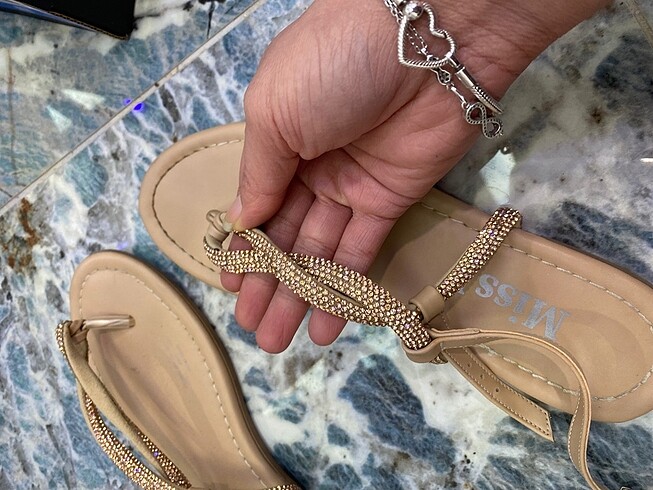 Flo Ayakkabı ŞIK SANDALET