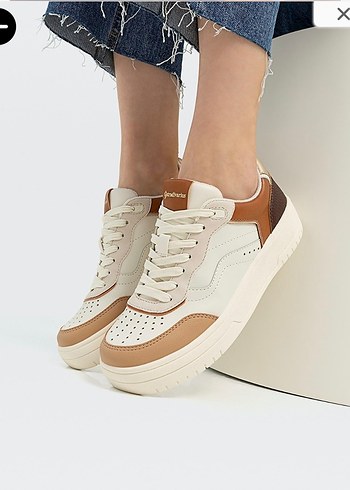 Stradivarius Sneaker