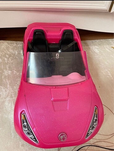 Barbie araba