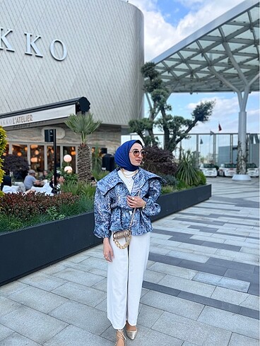 Zara Qalve official jakar ceket