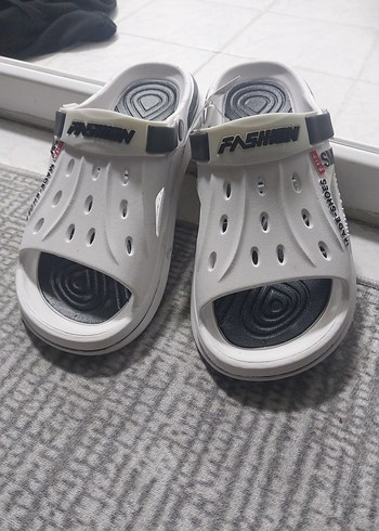 Ayarlanabilir Tokalı Erkek  Beyaz Terlik - Görsel 6