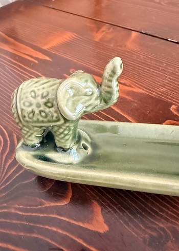 Yeşil Seramik FilFigürlü Dekoratif  Tütsülük Tabak - Görsel 2
