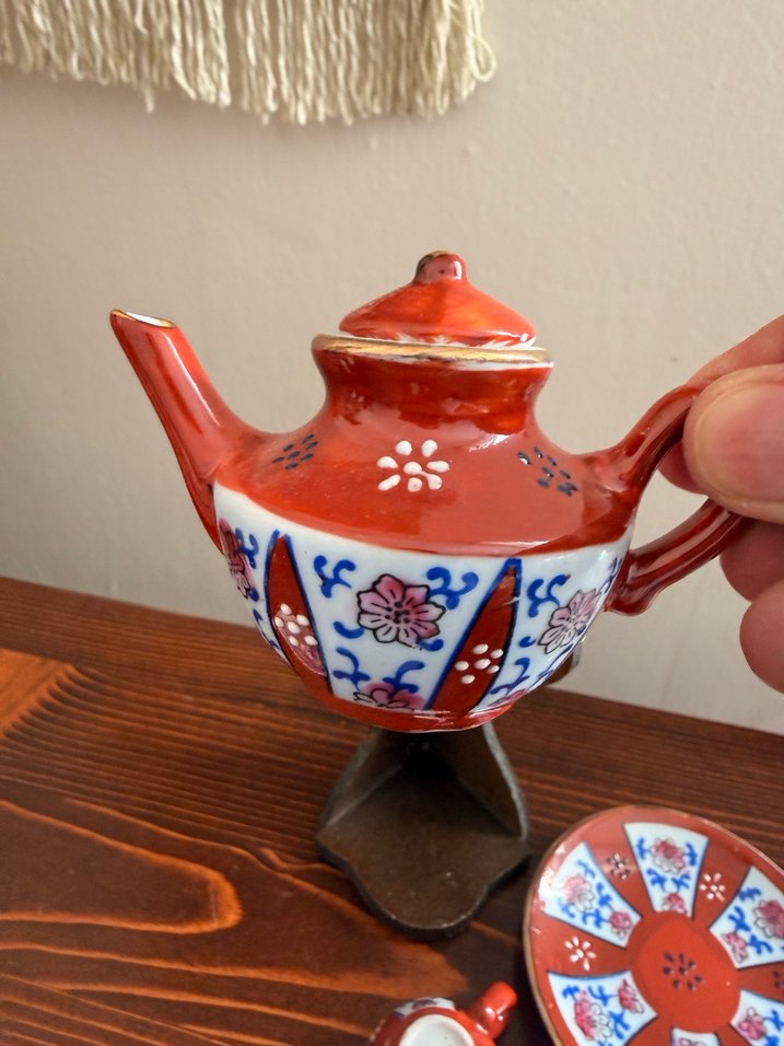 Renkli Kırmızı Desenli Seramik Çaydanlık Seti - Görsel 2