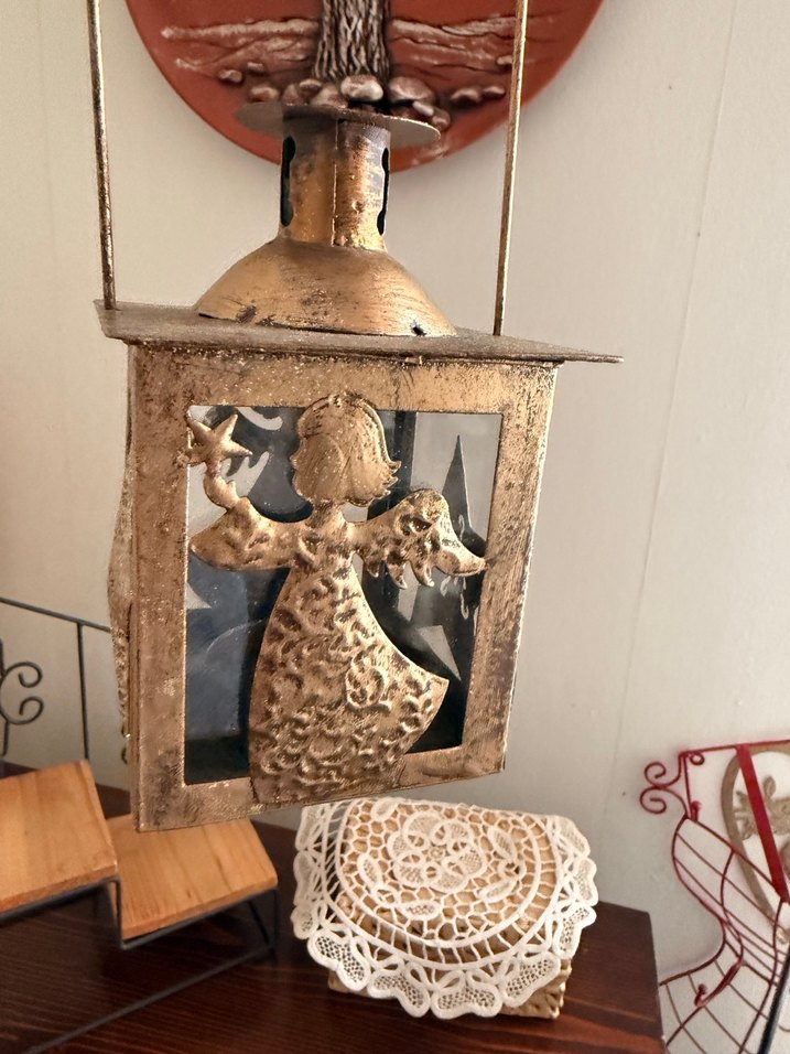 Parlak Gold Melek Figürlü Fener mumluk - Görsel 4