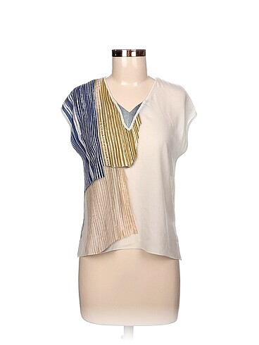 Zara Bluz %70 İndirimli.