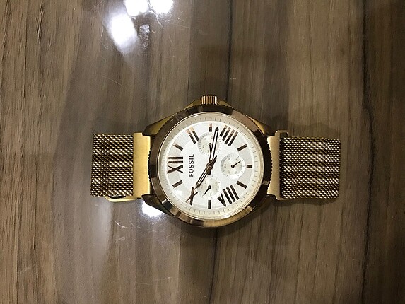 Fossil hasır kordonlu