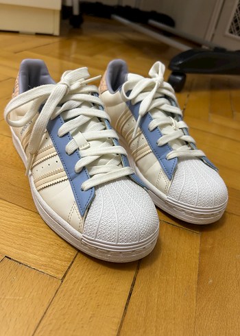 Adidas superstar