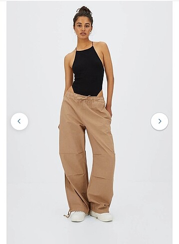 Stradivarius Sırt Detaylı Dikişsiz Body