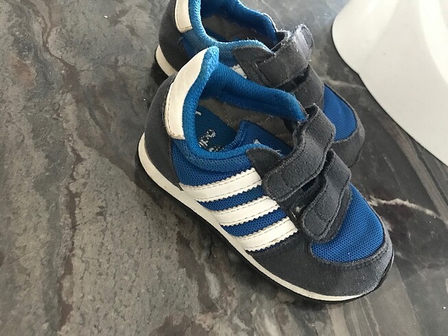 Orjinal Adidas yürüme ayakkabısı