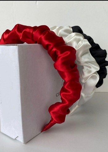 Fırfırlı Saten Taç Seti - Görsel 2