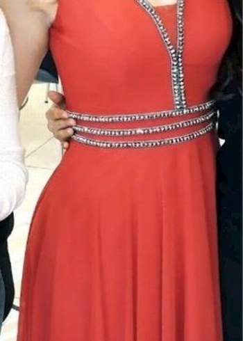 Kırmızı V Yakalı Uzun Henna Elbise - Görsel 3