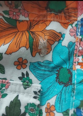 Çiçek Desenli Kısa Kadın Tulum - Görsel 4