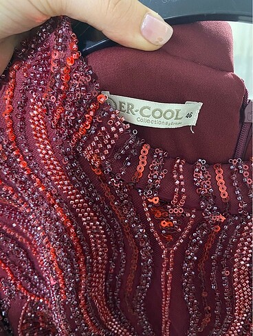 Tesettür boncuk işleme abiye - Görsel 6