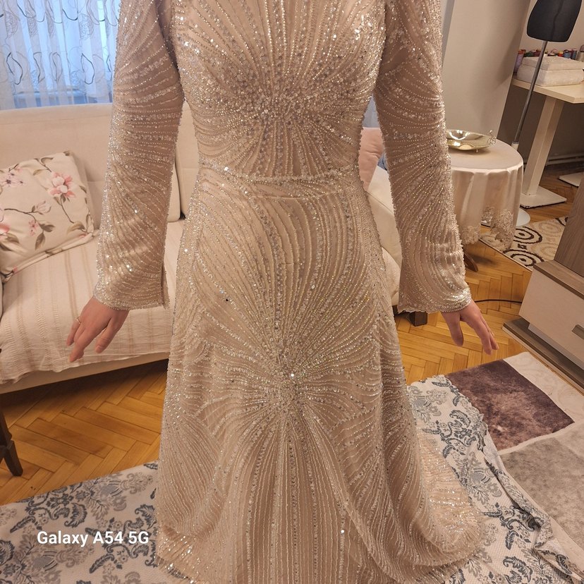 Tesettür Nişan Elbisesi - Görsel 2