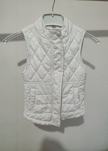 Kız Çocuk Beyaz Düğmeli Yelek - Görsel 2