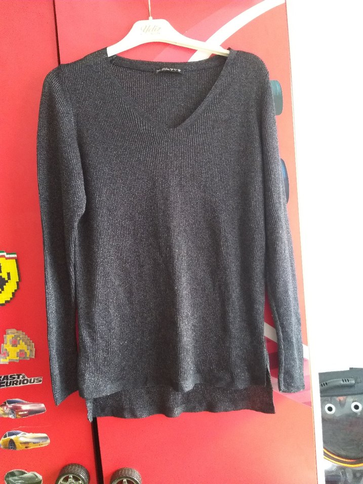 Gri V Yaka Kadın Triko Kazak - Görsel 3