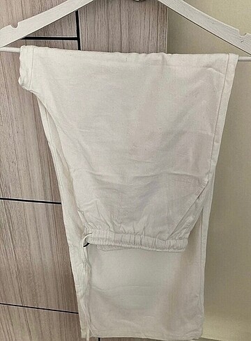 xl Beden Stradivarius beyaz keten pantolon