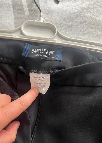 Siyah Parlak Midi Kadın Kumaş Pantolon