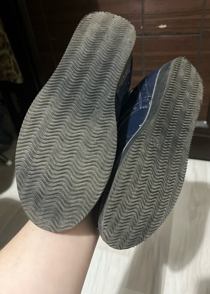 Rugan ayakkabı toplasan iki üç kez giydi - Görsel 2