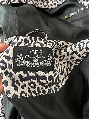 LC Waikiki LCW yağmurluk
