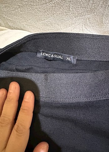 Siyah Drapeli Midi  Etek - Görsel 2