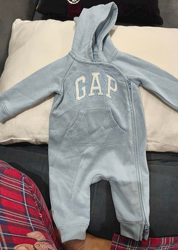 GAP Mavi Kapüşonlu Bebek Tulumu 3-6 Ay - Görsel 2