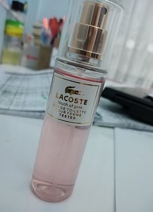 Lacoste parfüm 