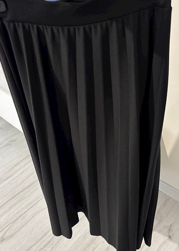 Kadın Siyah Piliseli Uzun Etek - Görsel 2