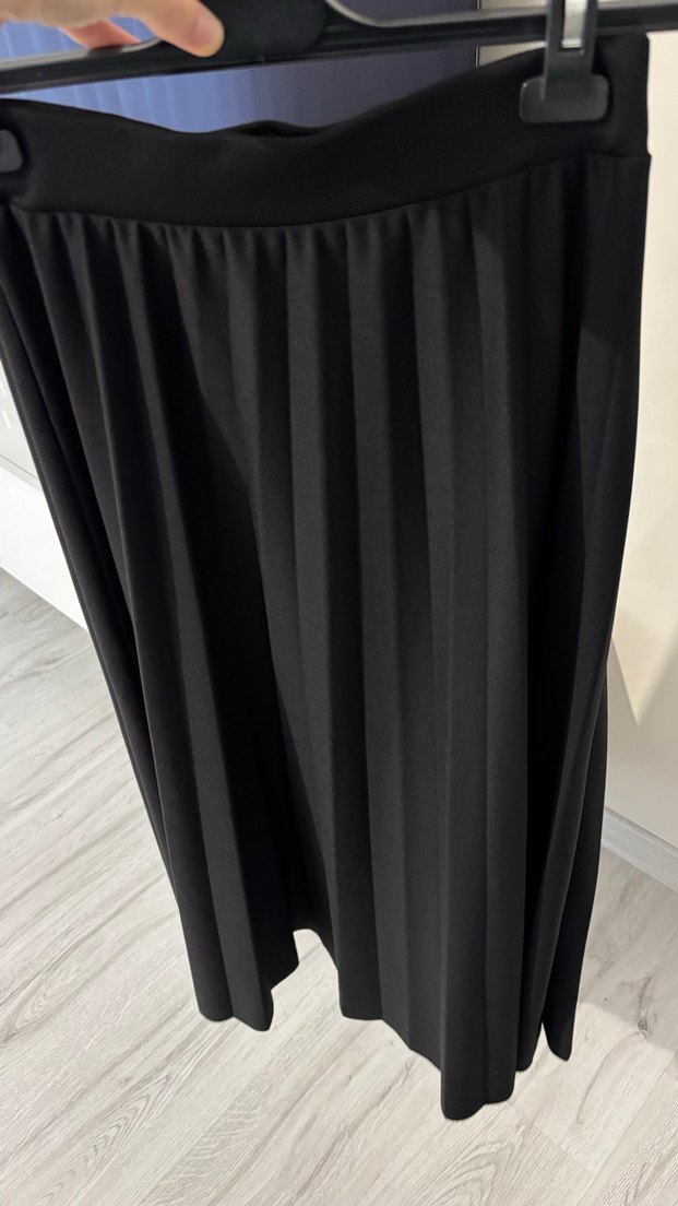 Kadın Siyah Piliseli Uzun Etek - Görsel 2