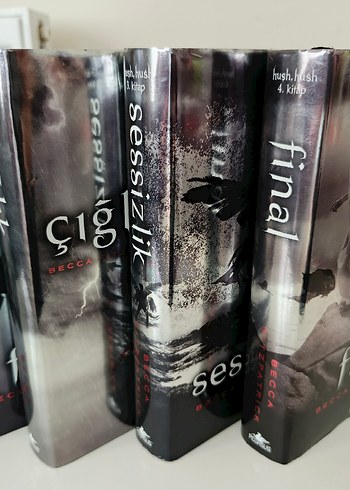 hush hush serisi (Fısıltı serisi)