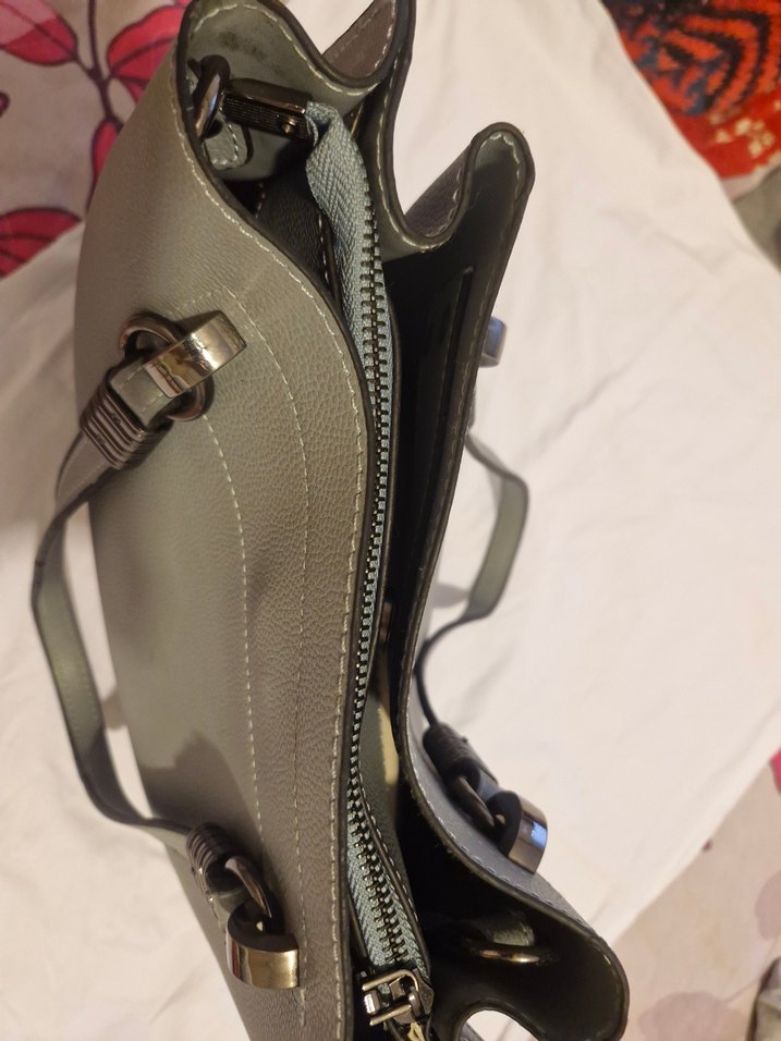 Gri Deri Yılan Desenli Kadın Çanta - Görsel 3