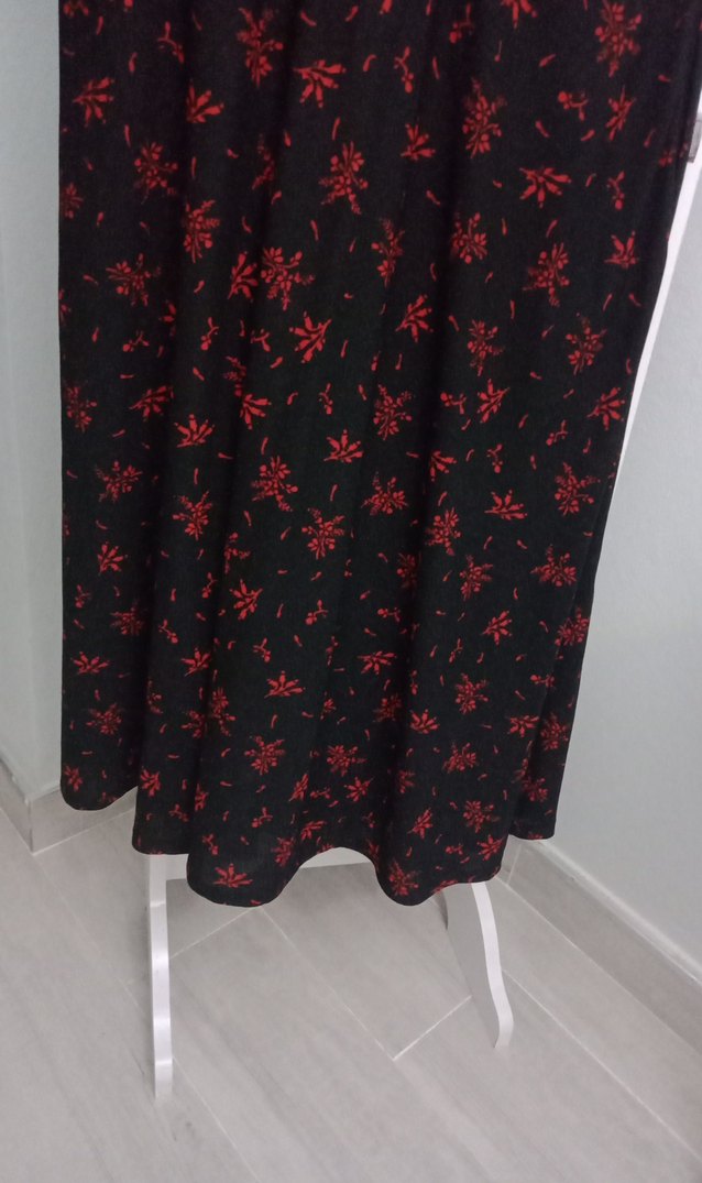 Kırmızı Desenli V Yaka Elbise - Görsel 5