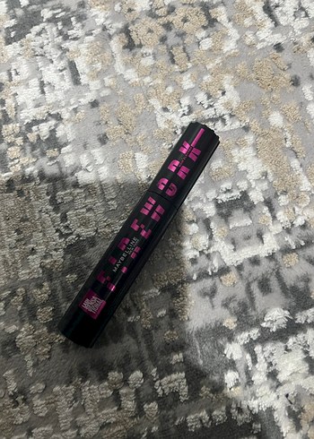 Maybelline Sıra Dışı Kirpikler Maskara - siyah - Görsel 2