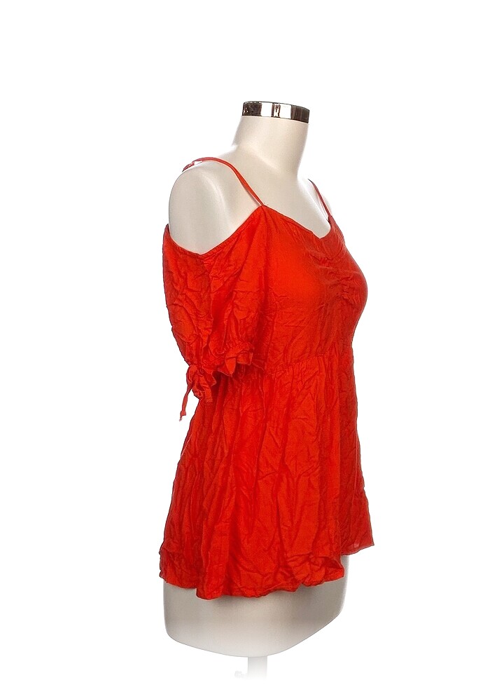 LC Waikiki Bluz %70 İndirimli. - Görsel 2