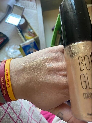 H&M hm body glow coconut scent