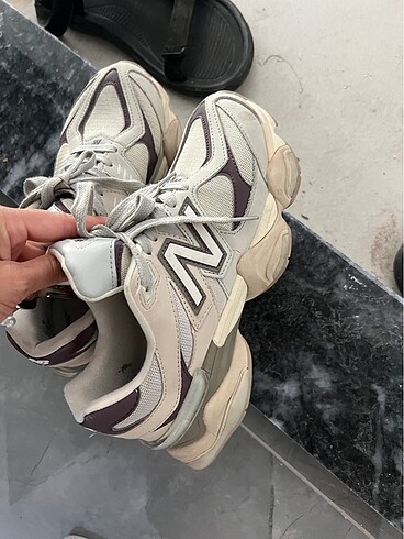 40 Beden siyah Renk Orijinal new balance