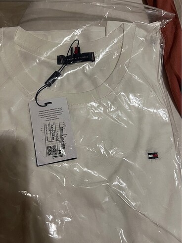 Tommy Hilfiger m
