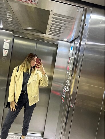 Ürünü 2 kere giydim hiç deforme yok - Görsel 4