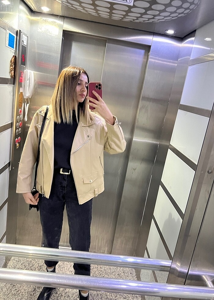 Ürünü 2 kere giydim hiç deforme yok - Görsel 2