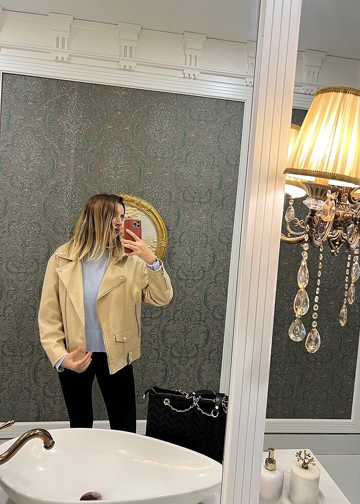 Ürünü 2 kere giydim hiç deforme yok - Görsel 3