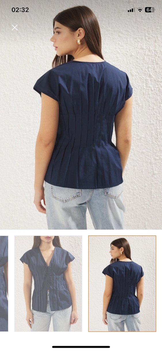 Piliseli V Yaka Kolsuz Lacivert Bluz - Görsel 5